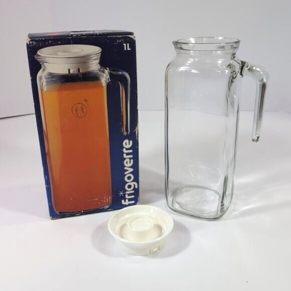 Bormioli Rocco Frigoverre 1 Liter Glass  Pitcher Airtight White Lid Italy W/Box - Picture 1 of 10